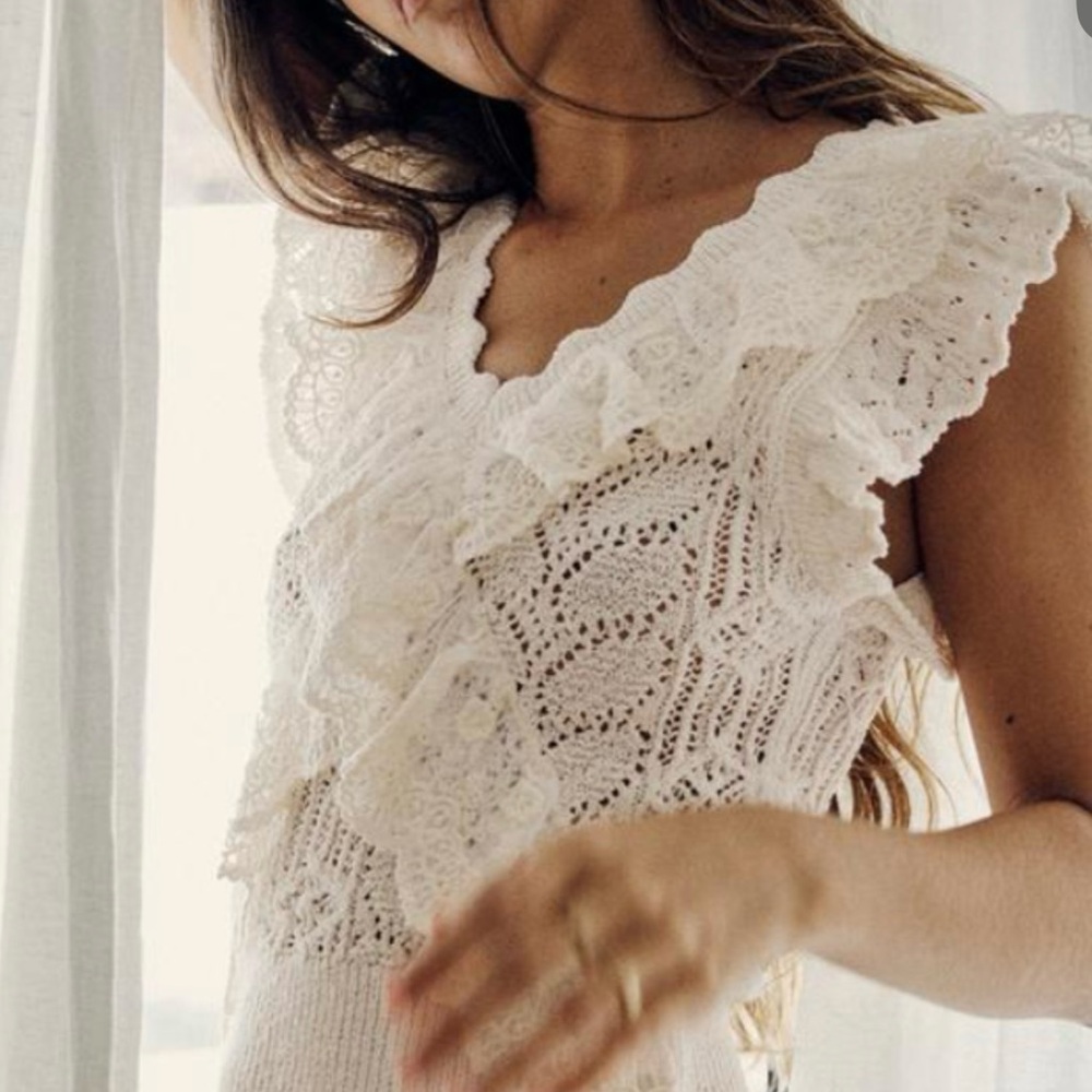 Zara White Lace Ruffle Top